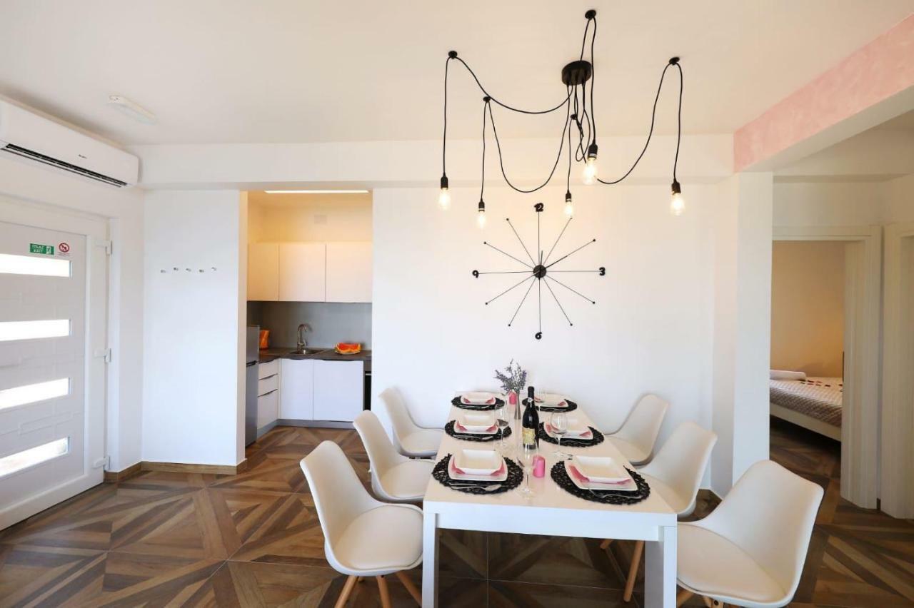 Redstone Luxury Apartments Sveta Nedelja  Exteriér fotografie